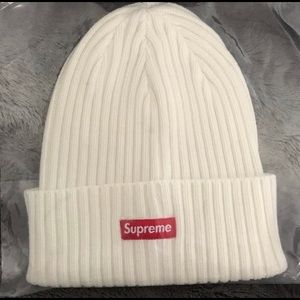 Supreme hat